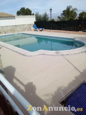 terreno con casa y piscina vistas panoramicas